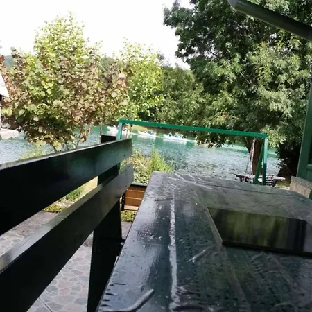 Sadrvan Noor Holiday home Otoka (Bihac)